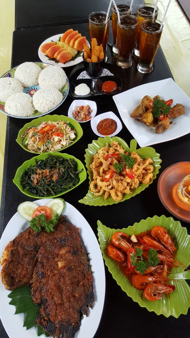 10+ Tempat Makan di Jogja Paling Unik, Murah & Romantis